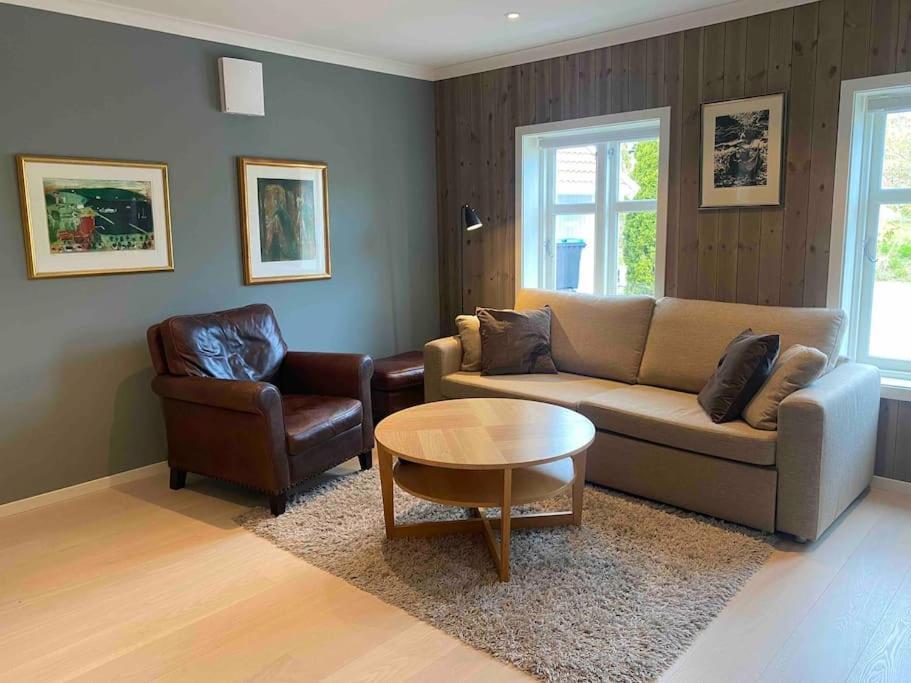 Apartment At Ranvik Near City Center - Parking Available Sandefjord Exterior foto