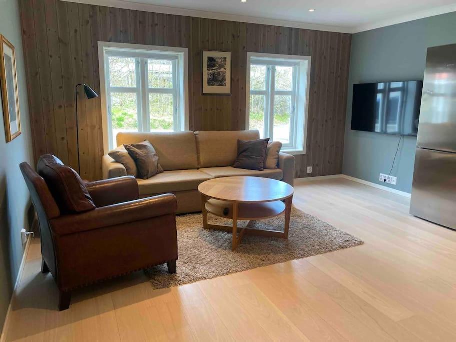 Apartment At Ranvik Near City Center - Parking Available Sandefjord Exterior foto
